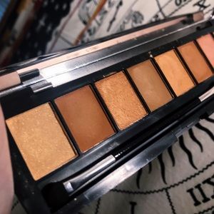 color story warm nudes eyeshadow palette